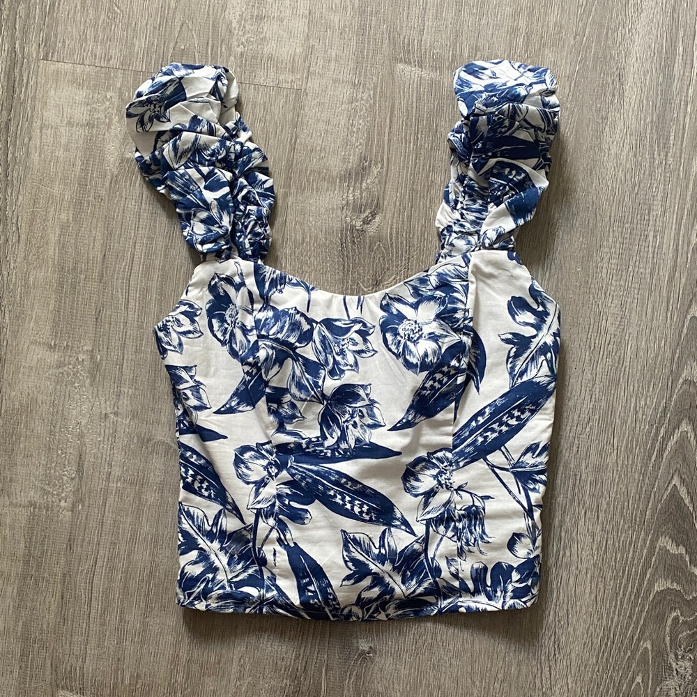 Abercrombie & Fitch Blue and White Floral Tank Top